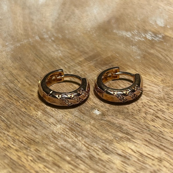 CZ Huggies Gold Vermeil Over 925 Sterling Silver Earrings - Picture 9 of 12